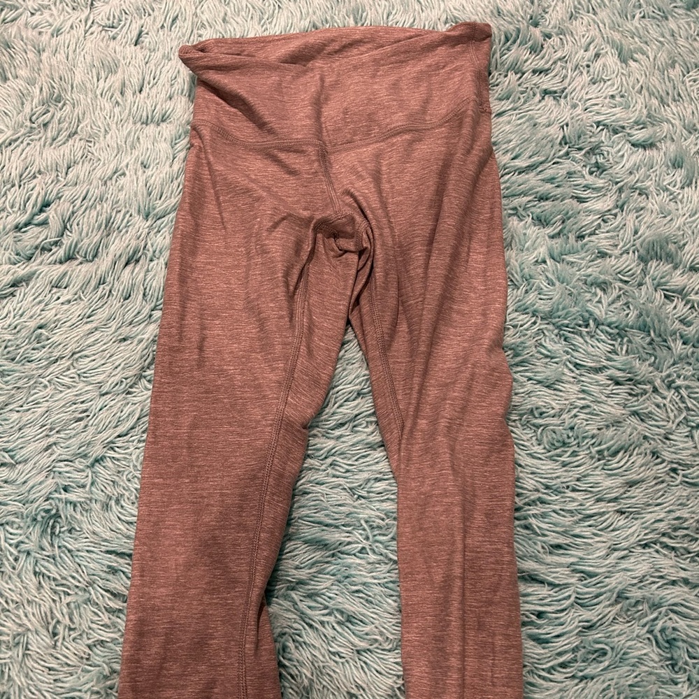 Grey Lululemon leggings.
